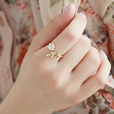 Korean fashion temperament diamond twisted leaves wishful flower open ring female index finger ring D028