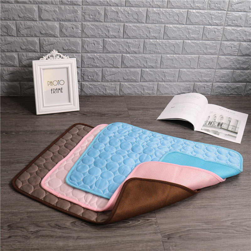 Cross-border Amazon Explosive Summer Pet Ice Mat Dog Mat Ice Silk Mat Cat Cool Mat Pet Supplies Wholesale