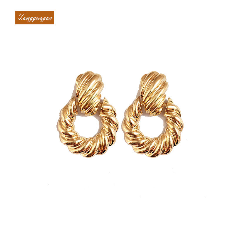 European and American popular jewelry wholesale alloy earrings cross-border trade new products exaggerated earrings Qingdao jewelry