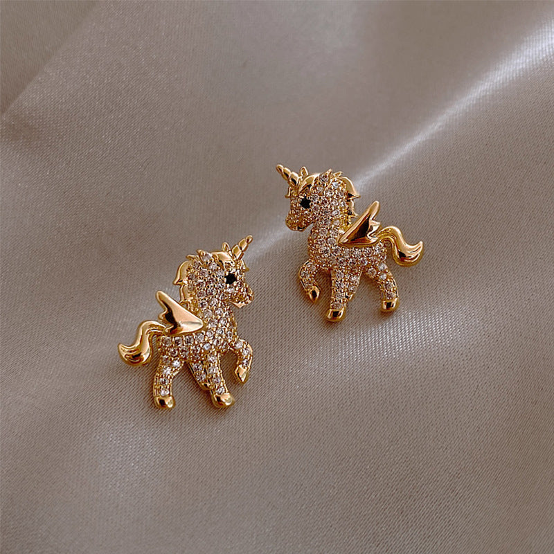 925 silver needle design sense pony earrings Korea Dongdaemun small fresh and cute earrings net red short earrings women