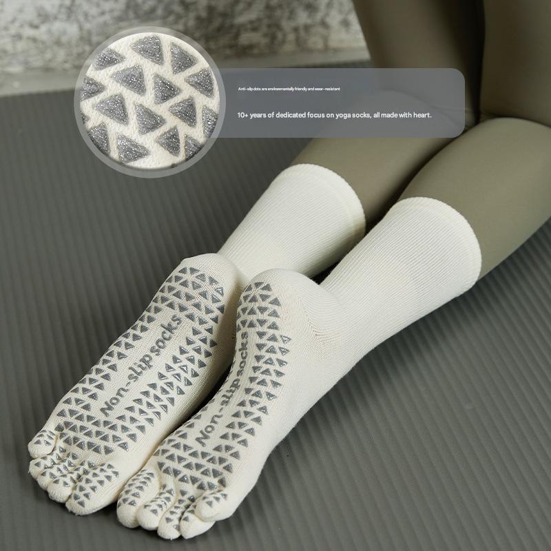 Long-tube yoga socks, autumn and winter professional non-slip socks, Pilates five-finger socks, mid-tube yoga sports socks, fitness fingering