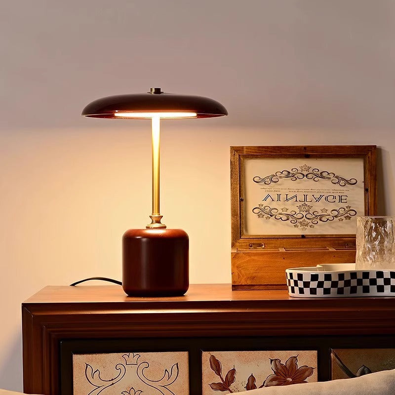 Copper and Solid Wood French Vintage Bedroom / Study Retro Southeast Asian Style High-end Atmosphere Eye-protecting Dowry / Wedding Table Lamp
