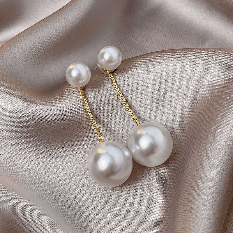 High-end imitation Baroque imitation pearl earrings niche light luxury bow diamond earrings 2025 new popular earrings