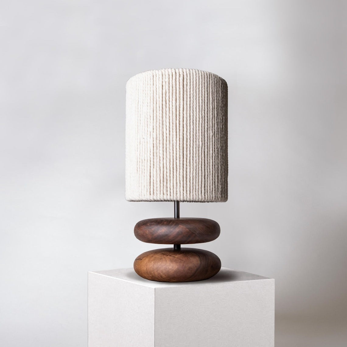 Wabi-sabi Style Solid Wood Table Lamp Designer Creative Walnut Color Living Room Study Bedroom Bedside Japanese Retro Table Lamp