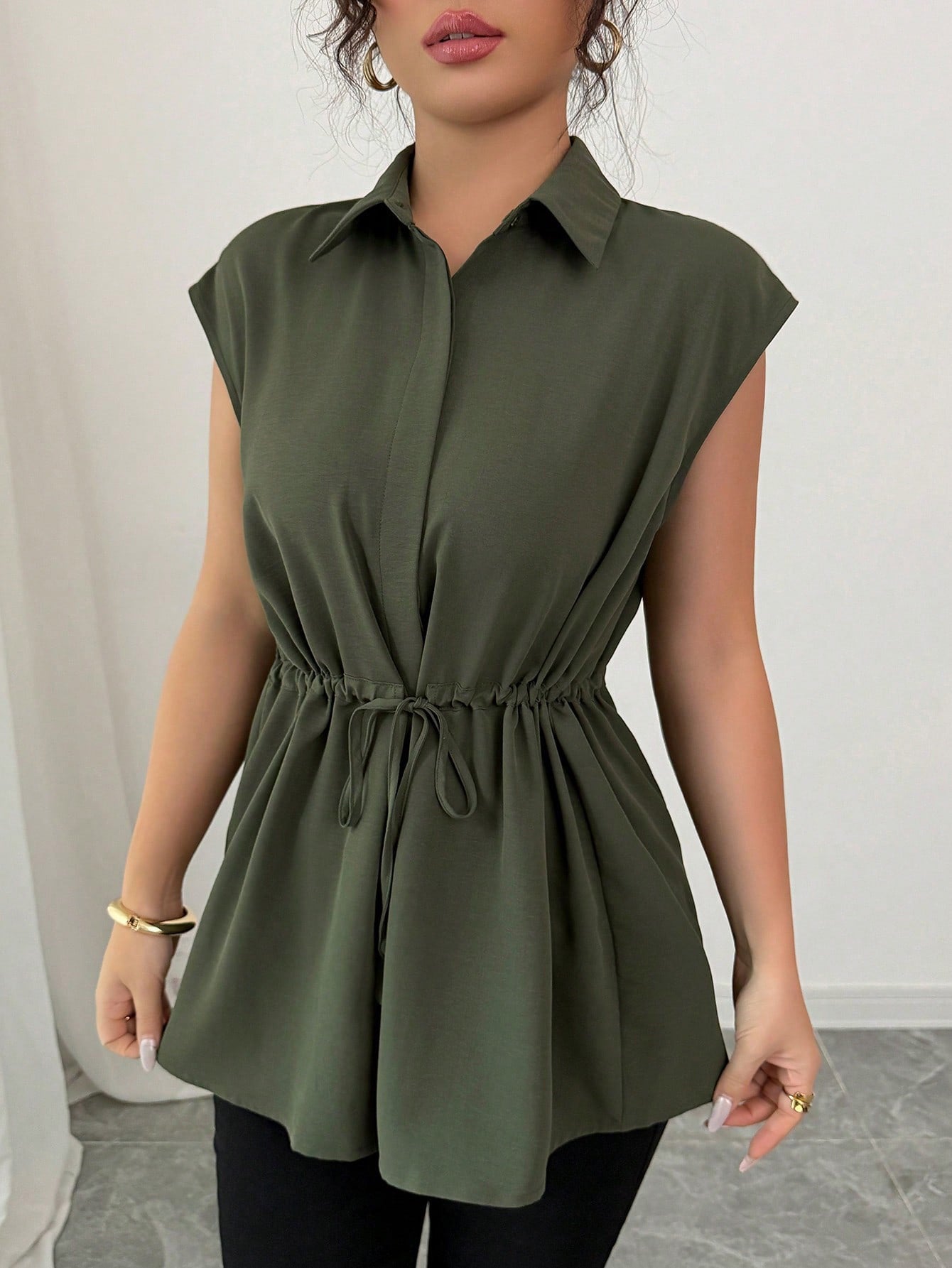 2026 Cross-border E-commerce, European and American Amazon Fashion Loose Waist Belt Single-breasted Solid Color Polo Collar Women's Short-sleeved Top