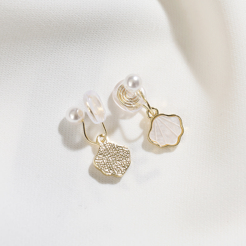 Niche design, high-end earrings, super fairy pearls, light luxury earrings, simple earrings, mosquito coil discs, no piercing ear clips