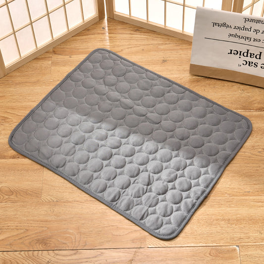 Cross-border Amazon Explosive Summer Pet Ice Mat Dog Mat Ice Silk Mat Cat Cool Mat Pet Supplies Wholesale