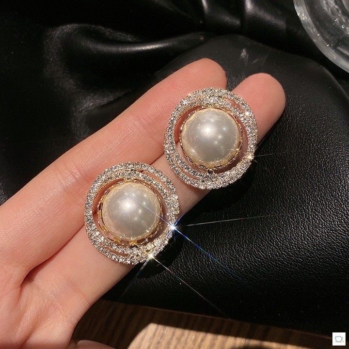 High-end imitation Baroque imitation pearl earrings niche light luxury bow diamond earrings 2025 new popular earrings