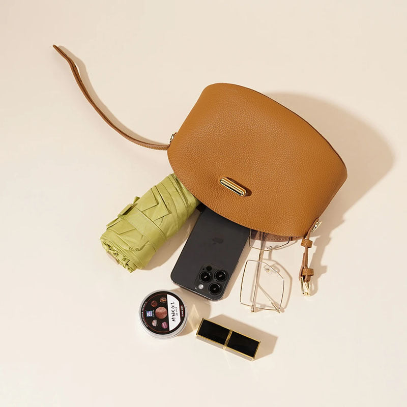 2026 Spring New Lightweight Casual Shoulder Bag, Genuine Leather, Fashionable and Simple Women's Crossbody Bag, Cowhide, Versatile Women's Bag