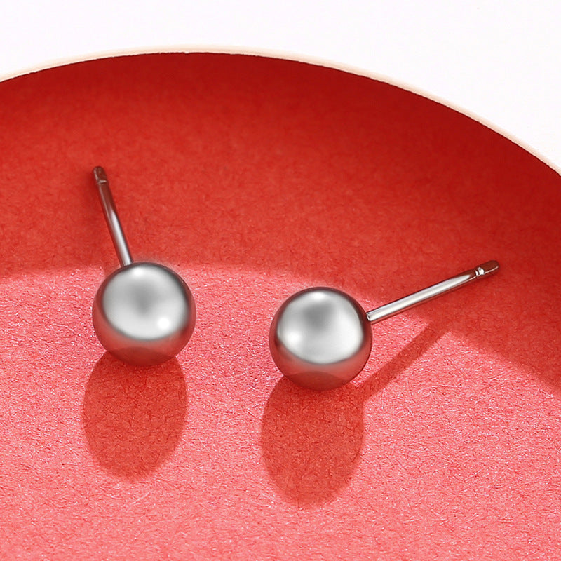 Xuping Jewelry's Live Stream Promotion Features Basic Jewelry Pieces Including Beaded Earrings, Small Pearl Earrings, and Trendy Bone Stud Earrings