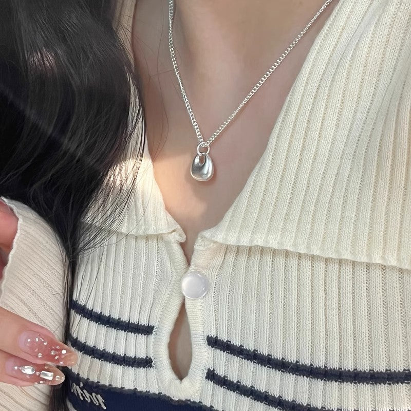 Fashionable small weight necklace light luxury niche women's 2024 new hot accessories birthday gift for girlfriend