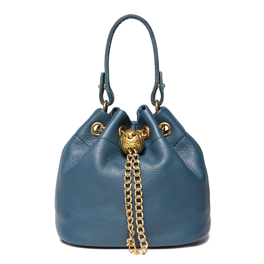 New Handmade Top-grain Cowhide Cosmetic Bag, Fashionable, Casual, Versatile Genuine Leather Bucket Bag, High-quality Soft Leather Chain Bag