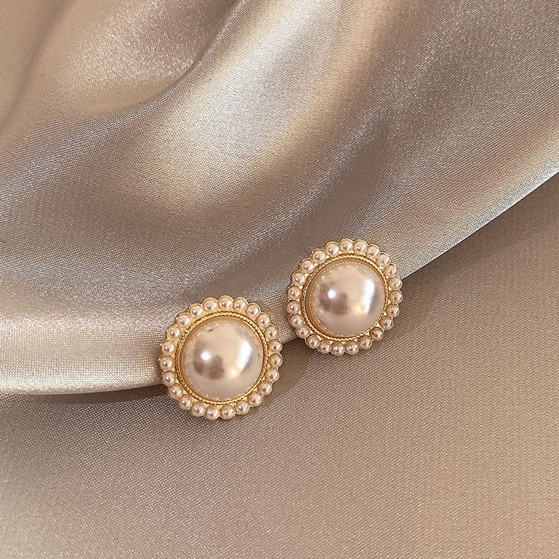 High-end imitation Baroque imitation pearl earrings niche light luxury bow diamond earrings 2025 new popular earrings