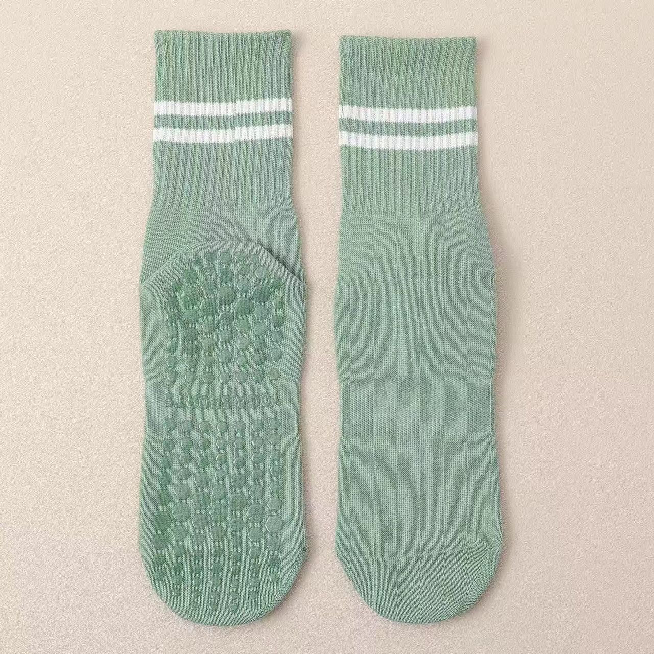 Yoga non-slip socks women's dance trampoline Pilates fitness mid-tube socks indoor shock-absorbing sports yoga socks