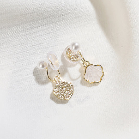 Niche design, high-end earrings, super fairy pearls, light luxury earrings, simple earrings, mosquito coil discs, no piercing ear clips