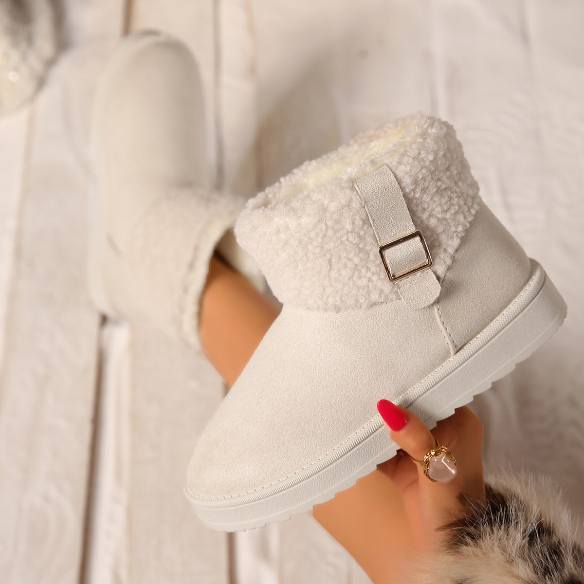Thick-soled, Fleece-lined, Warm Snow Boots, 2025 Winter New Style, Plus Size, Thick-soled, Solid Color, Buckle, Slip-on Cotton Shoes for Women