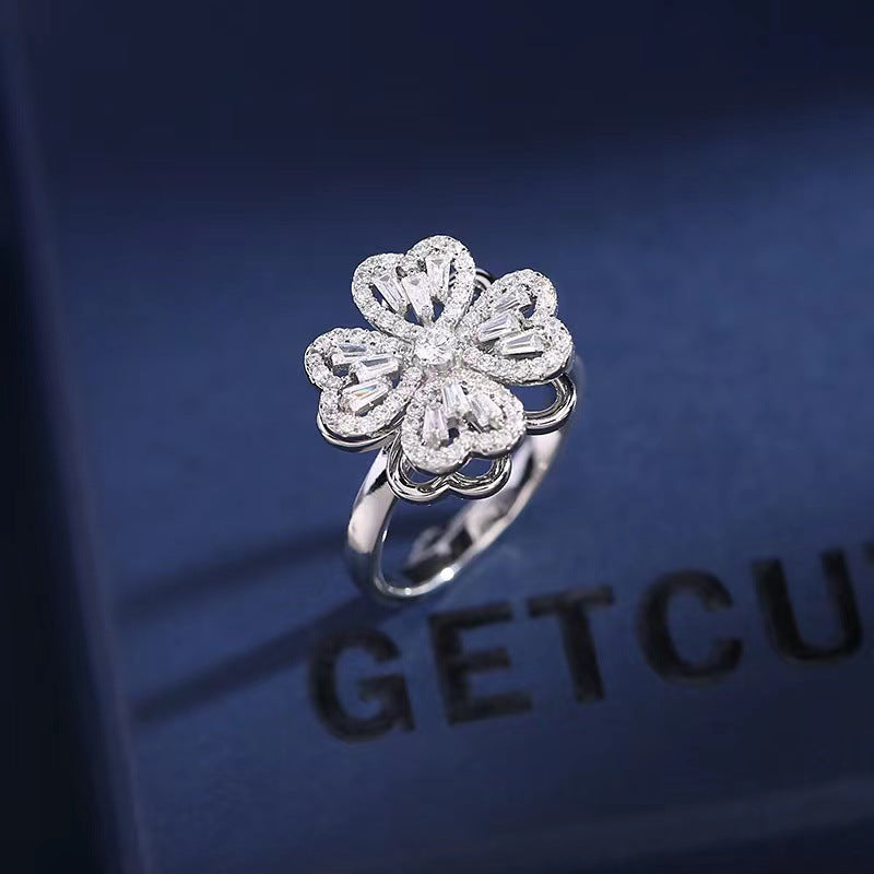 Internet celebrity's same style Shilairun rotatable four-leaf clover pendant 925 silver needle earrings ring rotating necklace set
