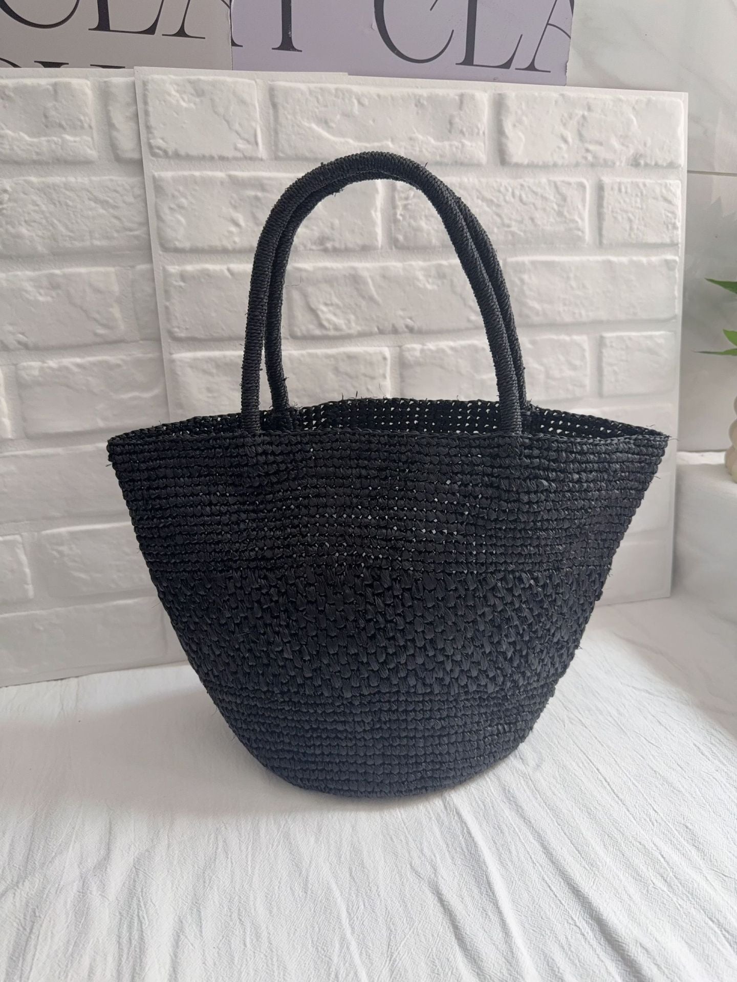 Japanese-style Raffia Hand-crocheted Straw bag, French Resort Style, Casual and Versatile Shoulder Bucket Bag for Women