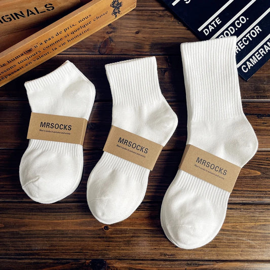 100% Pure Cotton Xinjiang Cotton Socks, Men's and Women's Sports Socks, Black and White Solid Color, Suitable for All Seasons, Students, Couples, Odor-resistant Short Socks.