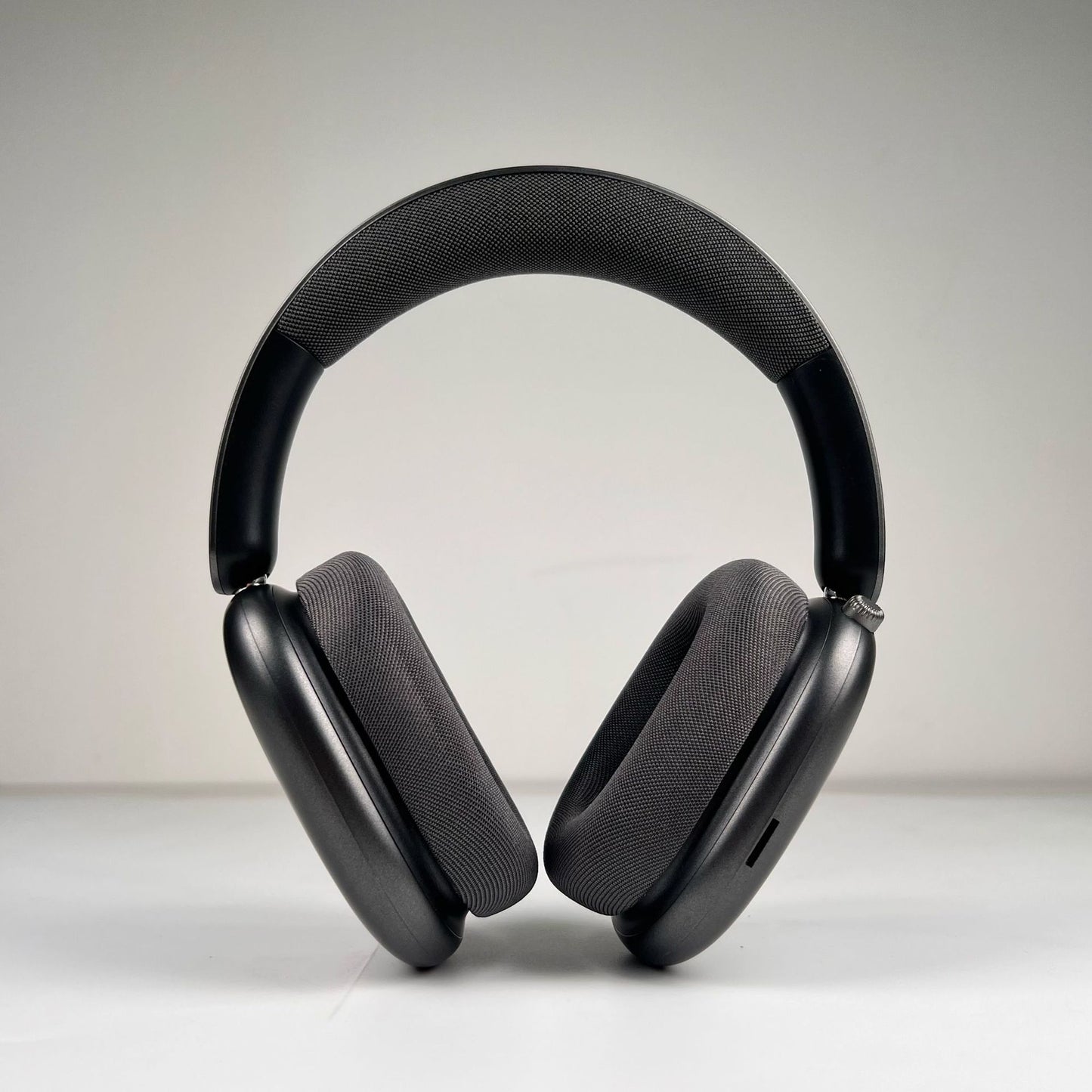 2026 New Patch Knob True Noise Cancelling Over-Ear Headphones, Bluetooth Wireless, Long Battery Life, Low Latency, Compatible with Mobile Phones
