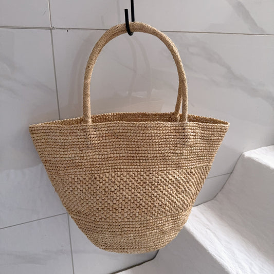 Japanese-style Raffia Hand-crocheted Straw bag, French Resort Style, Casual and Versatile Shoulder Bucket Bag for Women