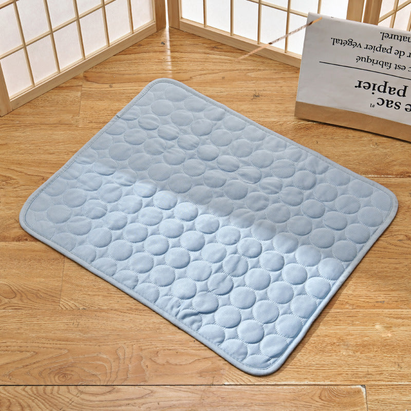 Cross-border Amazon Explosive Summer Pet Ice Mat Dog Mat Ice Silk Mat Cat Cool Mat Pet Supplies Wholesale