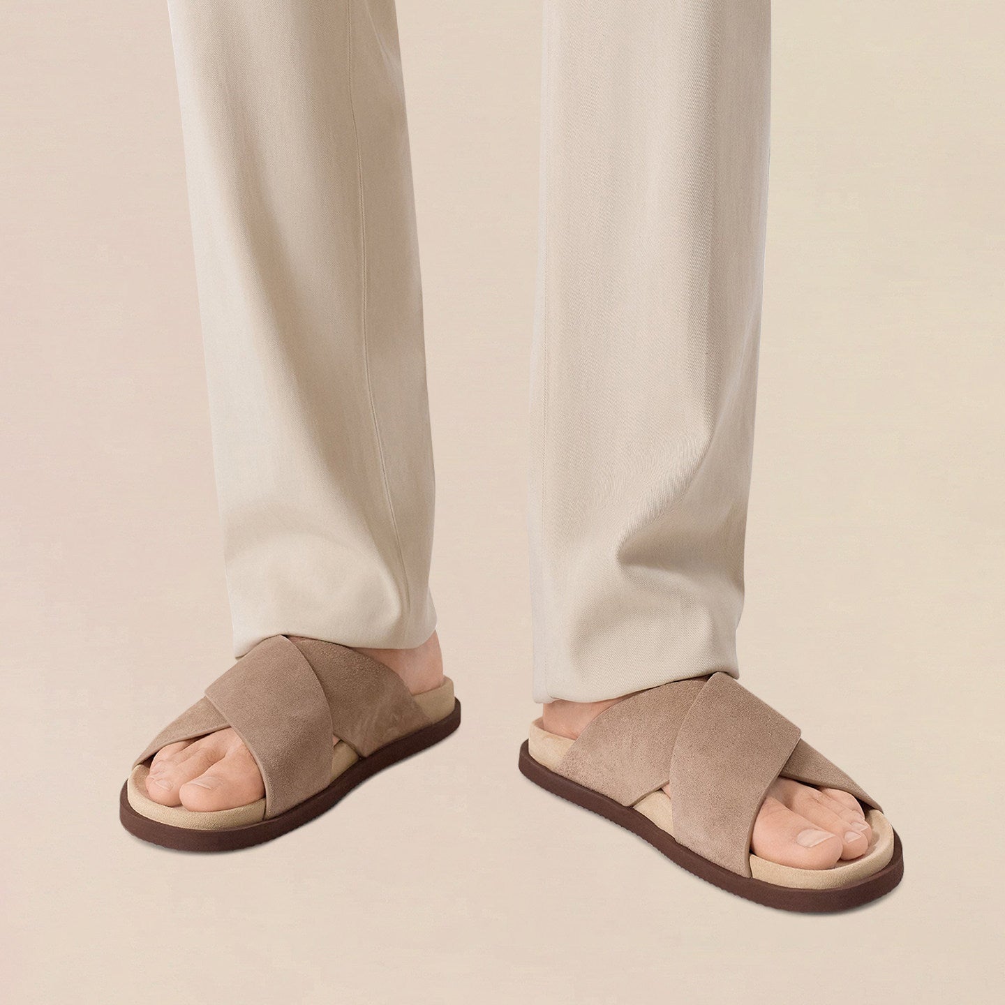 Genuine Leather Slippers for Men, 2026 Summer, Casual Cross-Style Sandals, Stylish, Breathable, Thick-Soled, Beach Slippers