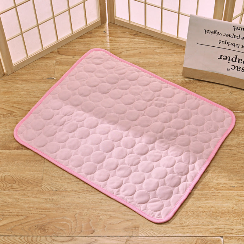 Cross-border Amazon Explosive Summer Pet Ice Mat Dog Mat Ice Silk Mat Cat Cool Mat Pet Supplies Wholesale