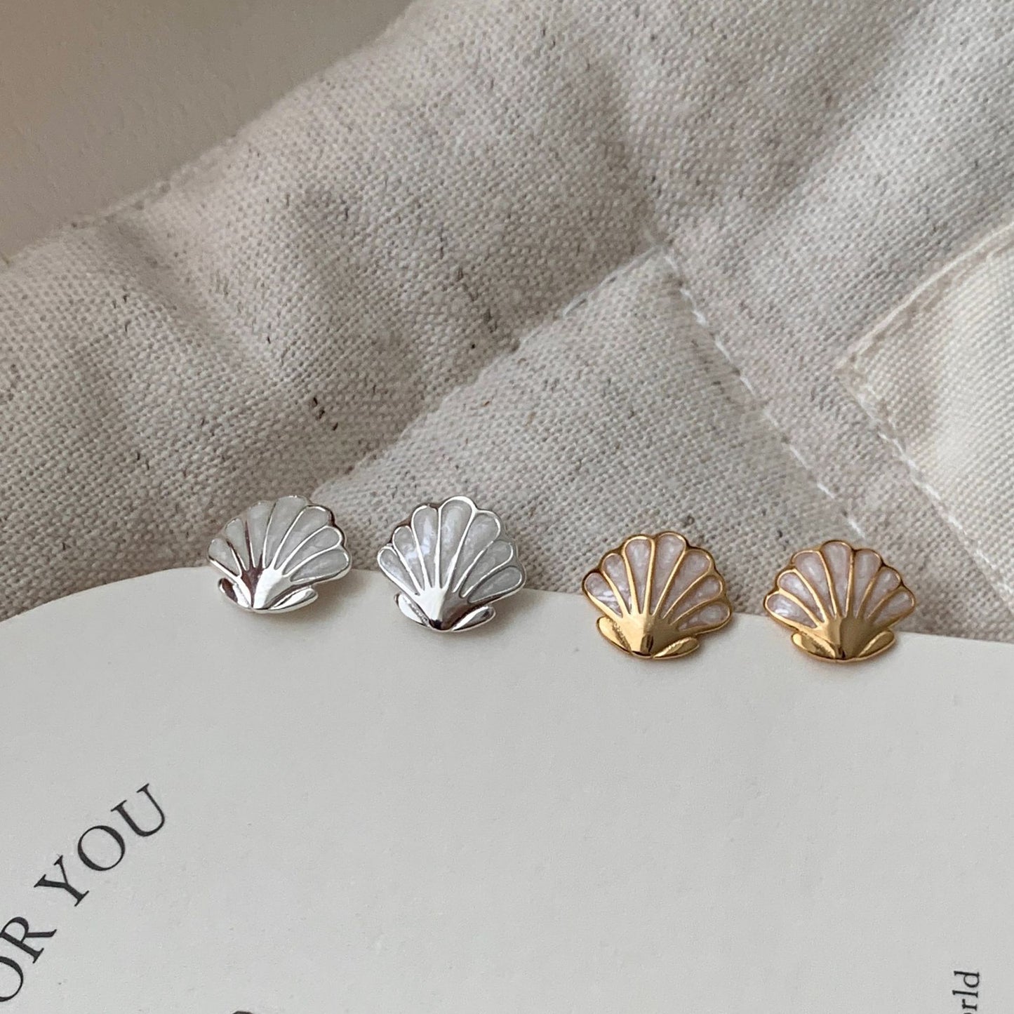 S925 Sterling Silver Shell Earrings for Women, Korean Retro Light Luxury Niche Design, High-End Minimalist Style, Little Red Book Earrings